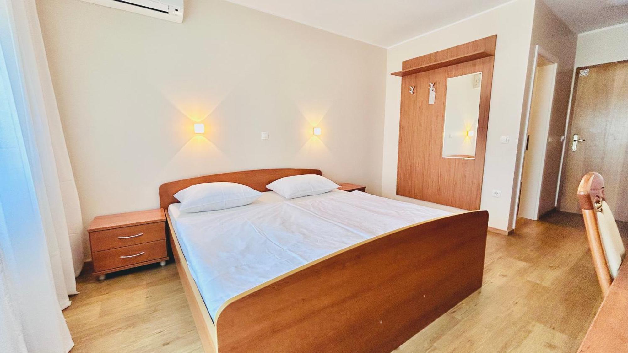 Stara Lipa Tasner Free Kitchen&Garage&Parking-Self Check In Hotel Марибор Стая снимка