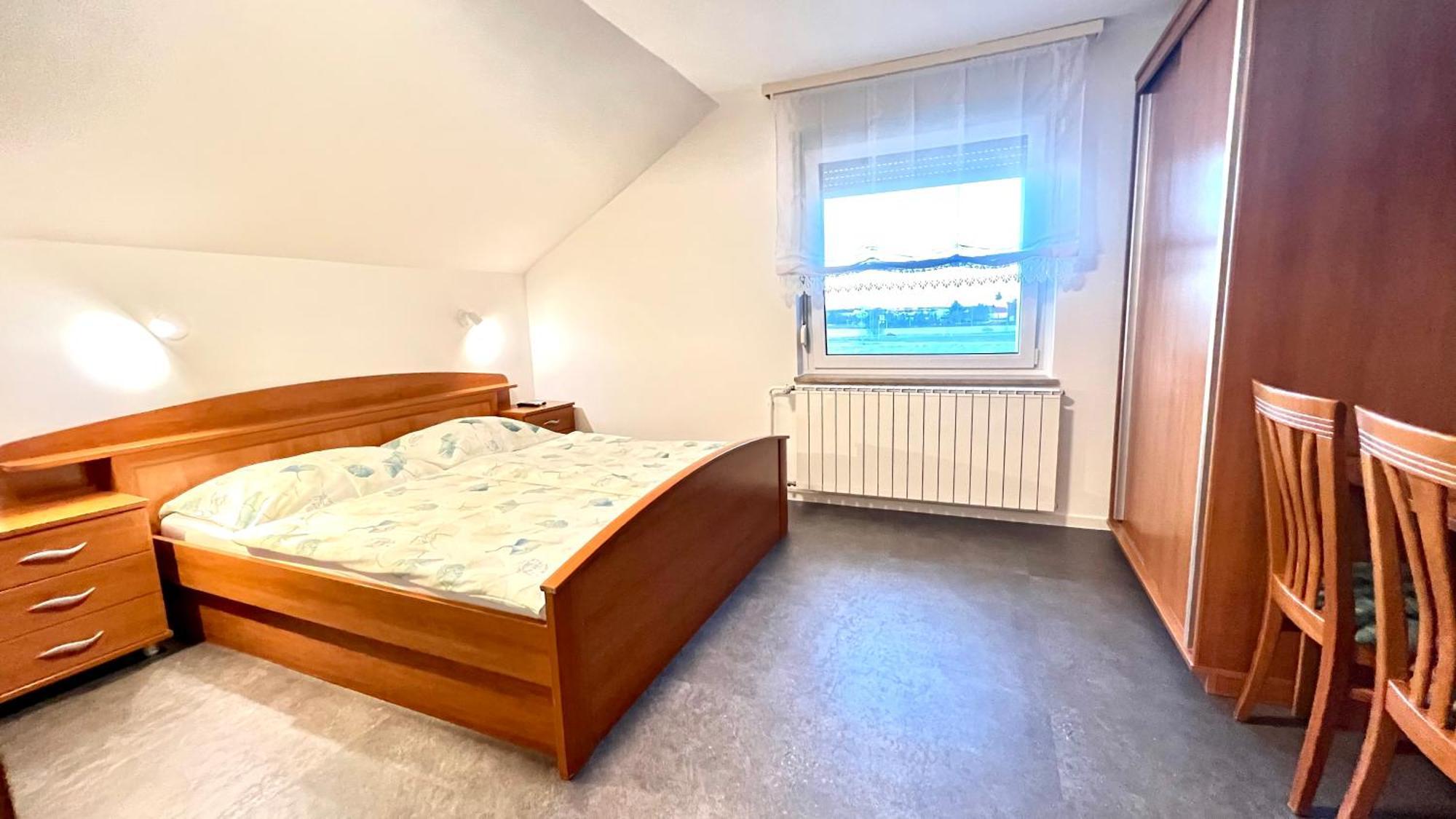 Stara Lipa Tasner Free Kitchen&Garage&Parking-Self Check In Hotel Марибор Стая снимка
