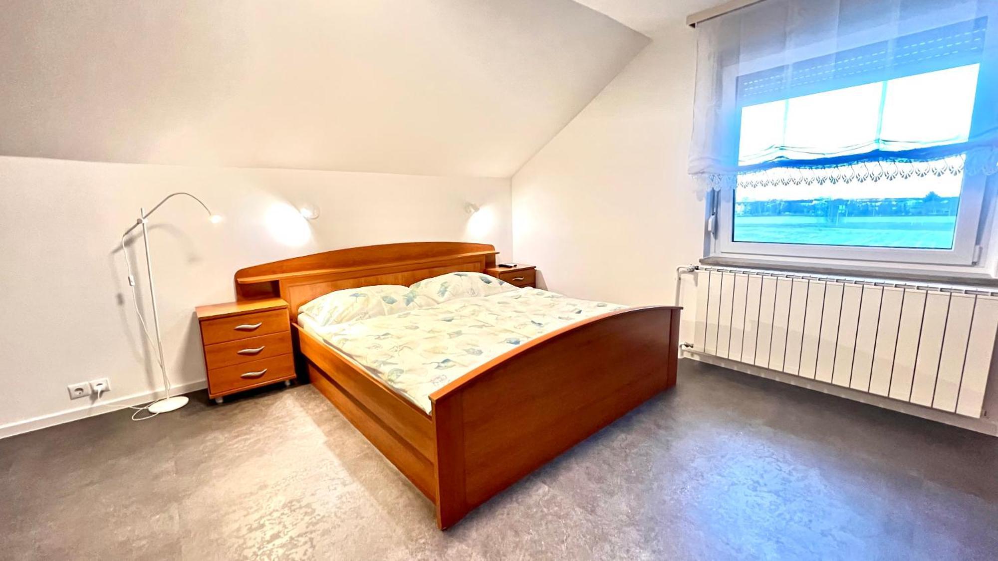 Stara Lipa Tasner Free Kitchen&Garage&Parking-Self Check In Hotel Марибор Стая снимка