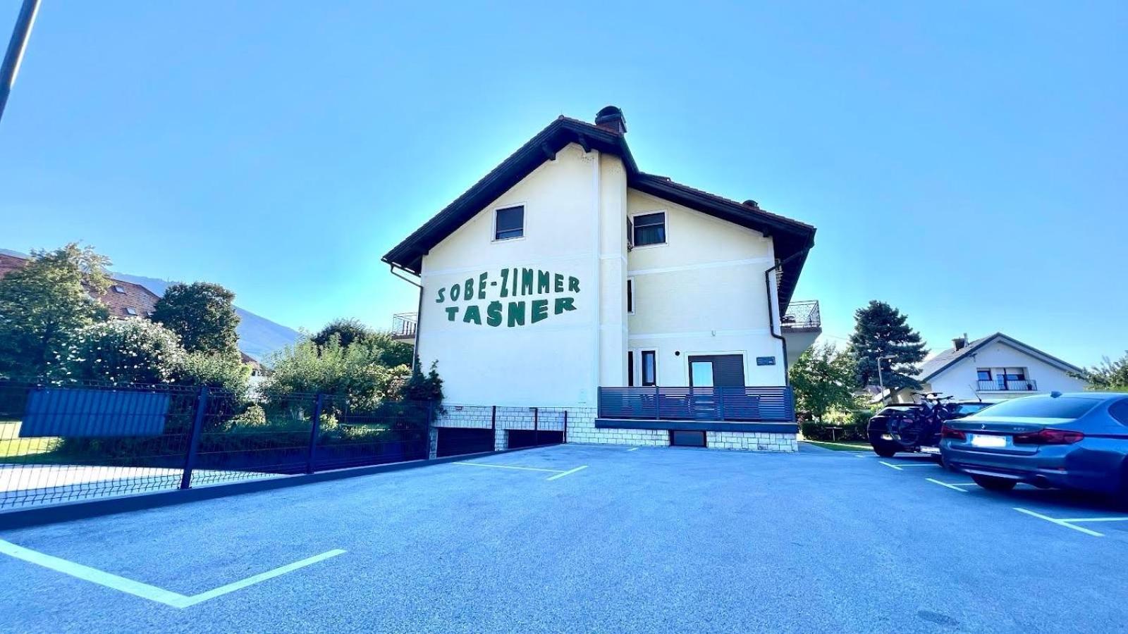 Stara Lipa Tasner Free Kitchen&Garage&Parking-Self Check In Hotel Марибор Екстериор снимка