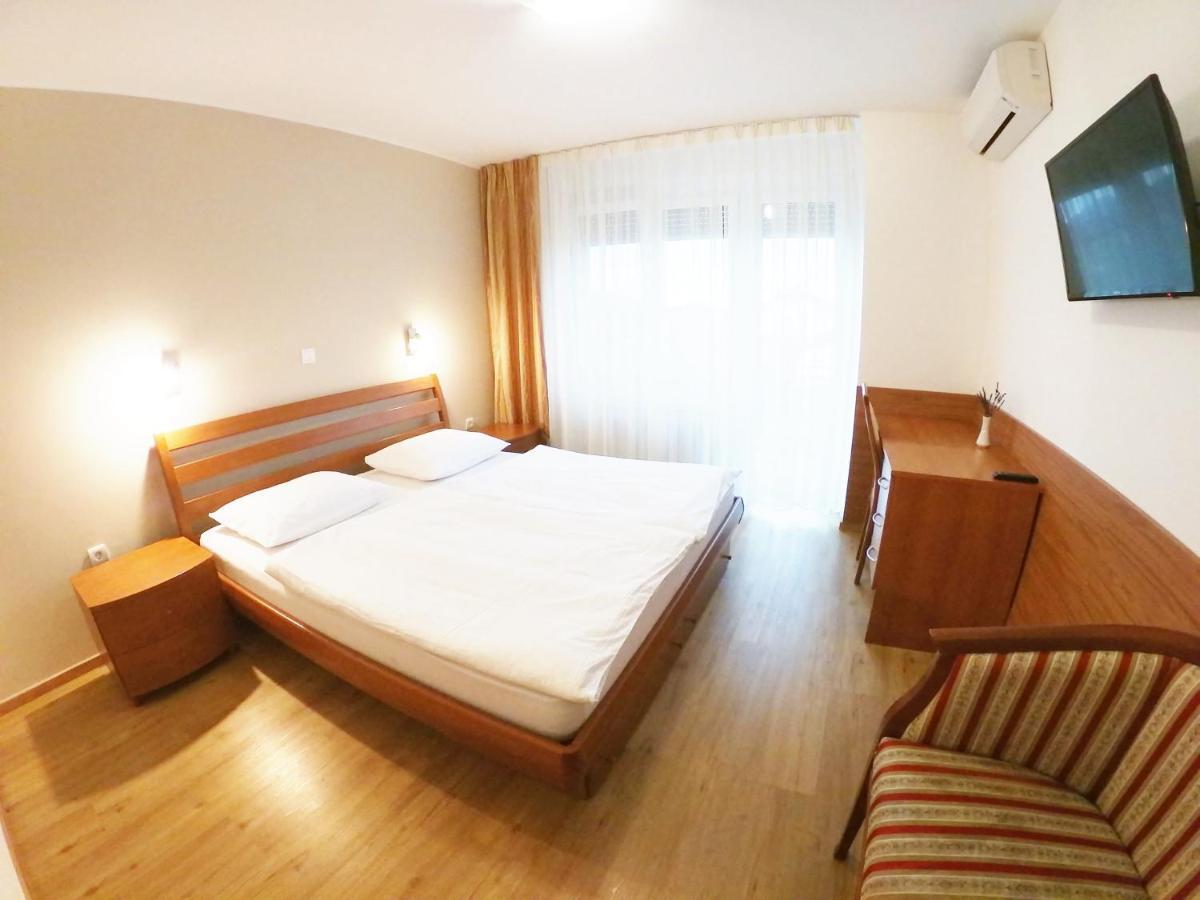 Stara Lipa Tasner Free Kitchen&Garage&Parking-Self Check In Hotel Марибор Екстериор снимка